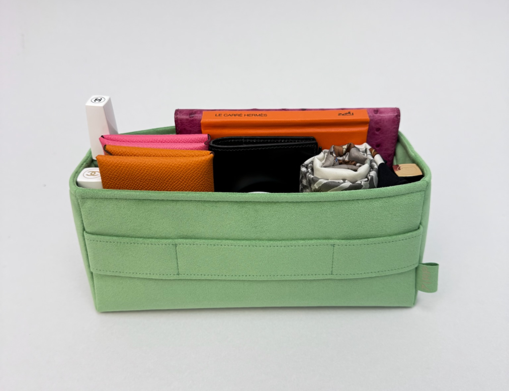 #color_vert criquet