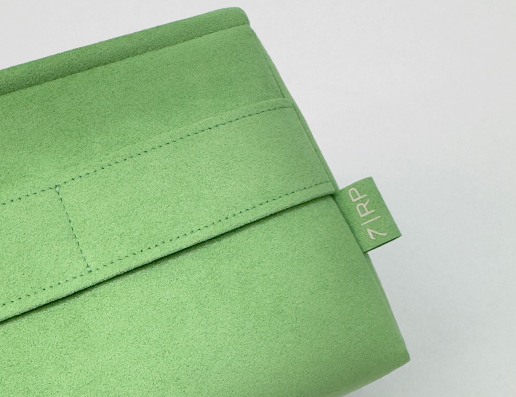 #color_vert criquet