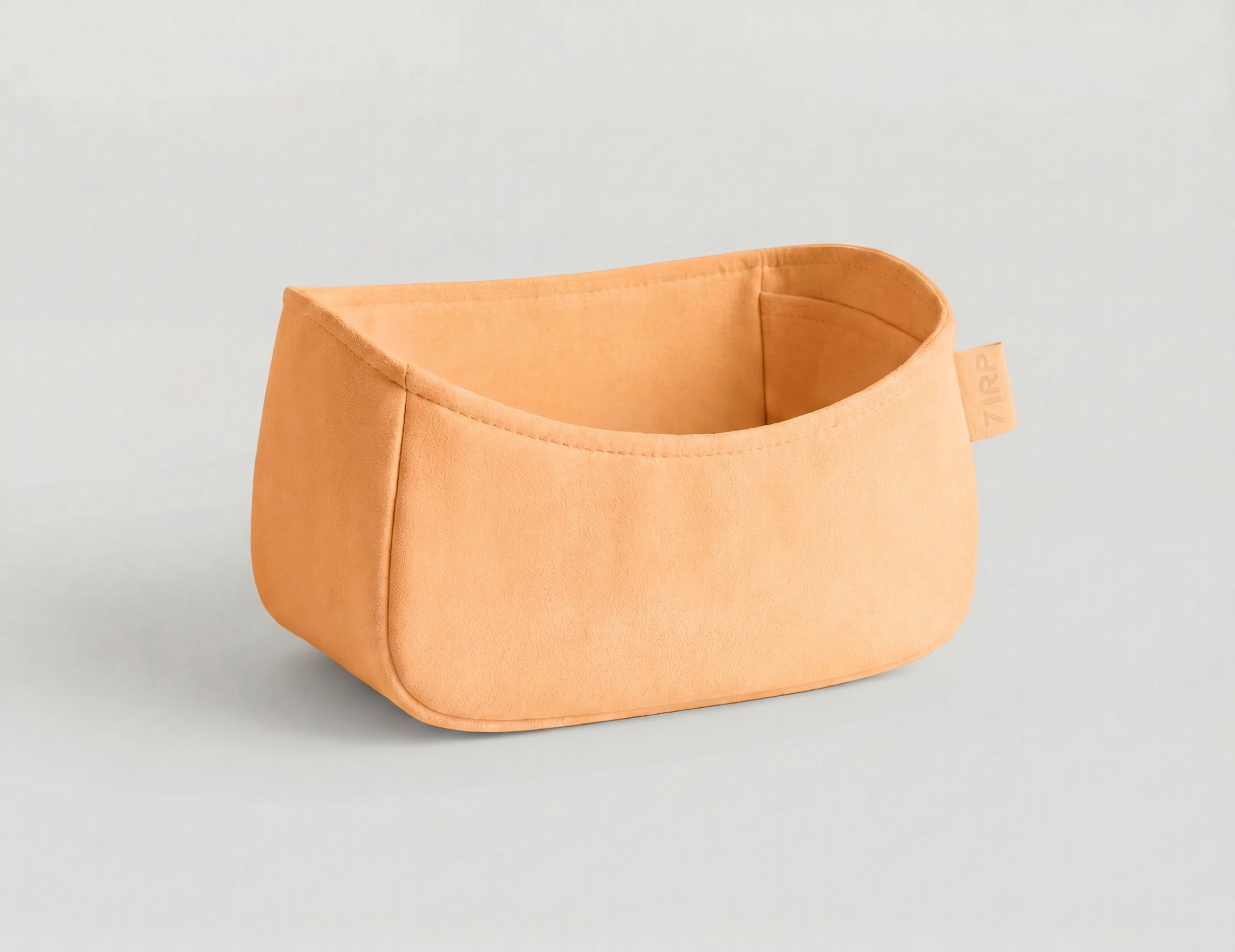 #color_apricot