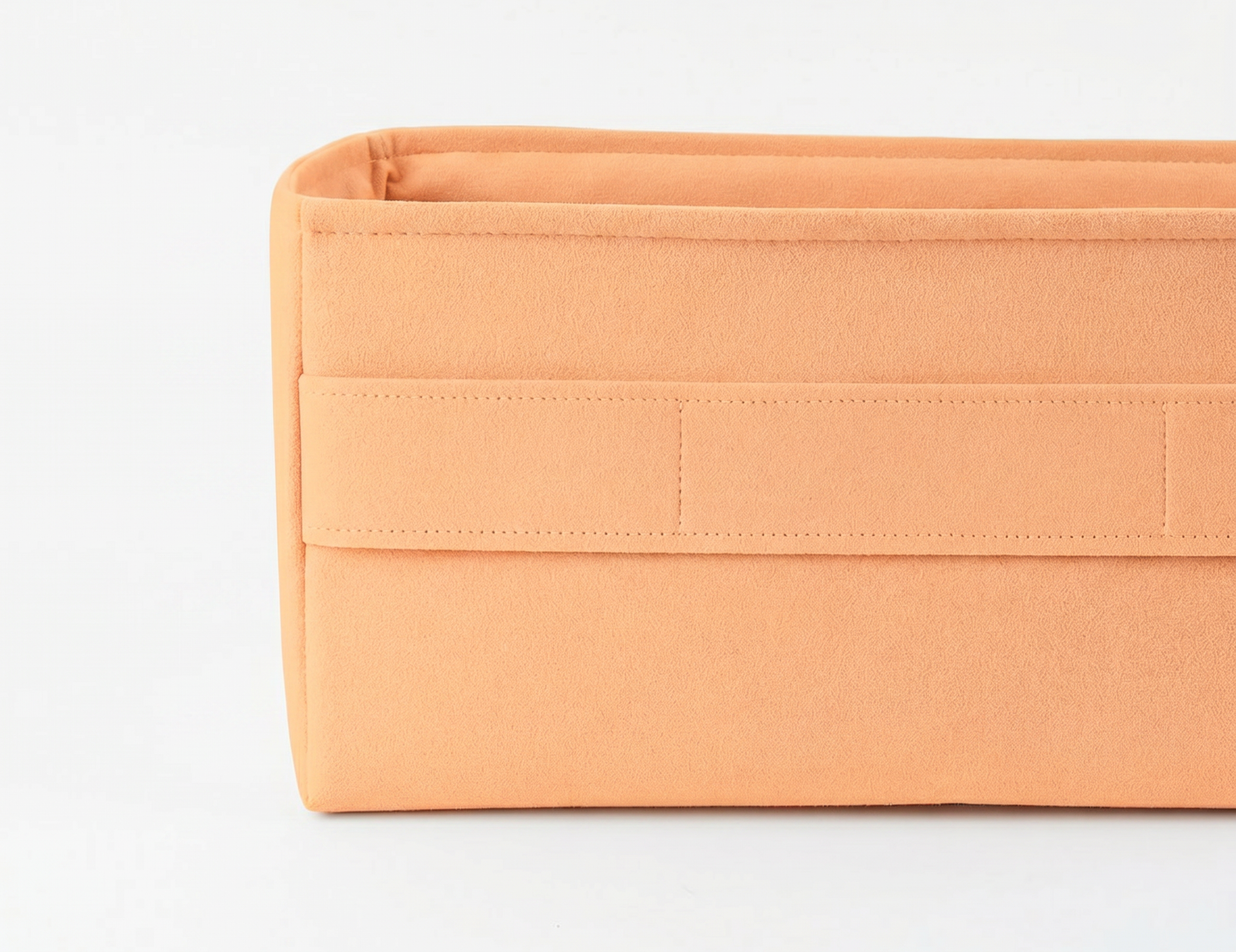 #color_apricot