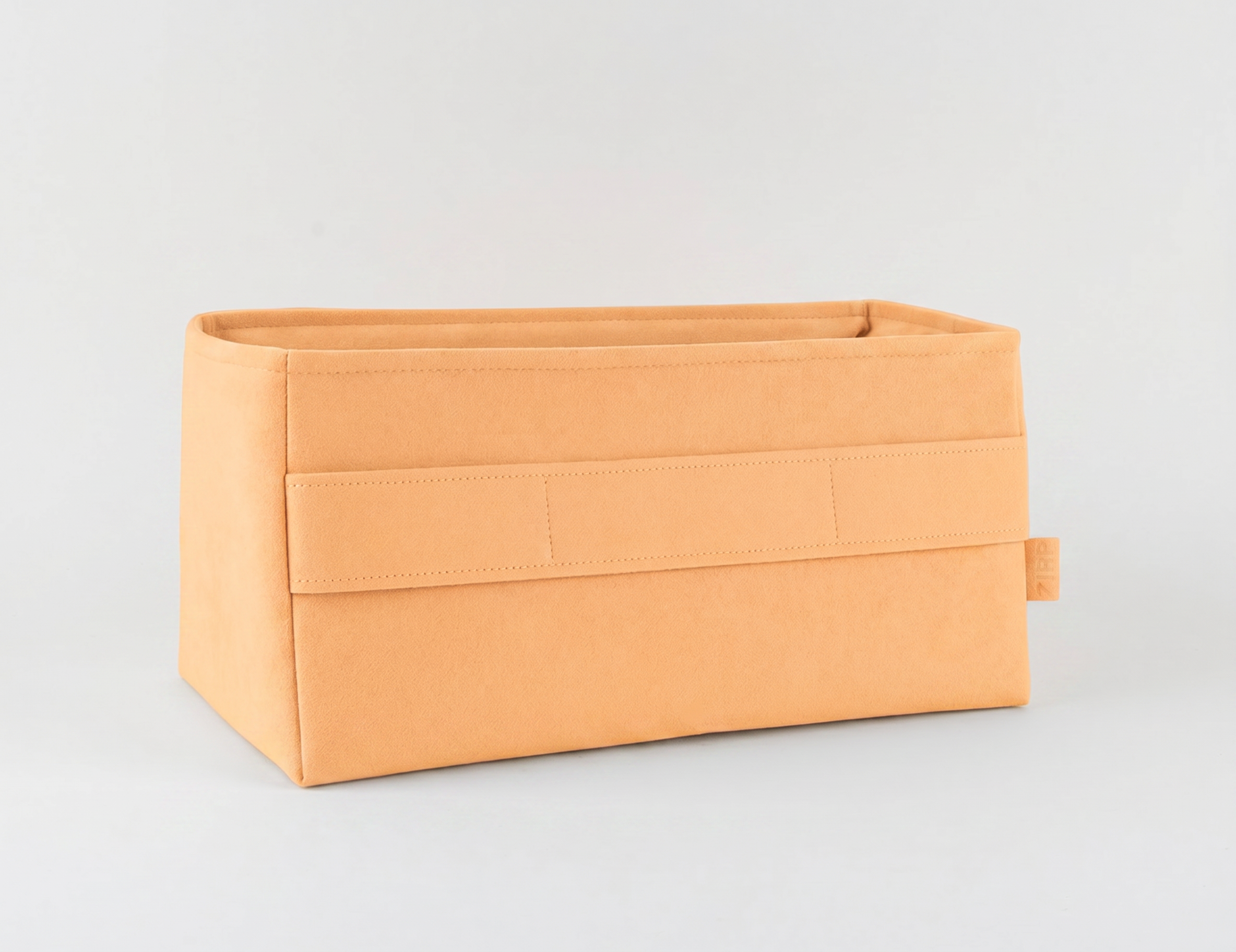 #color_apricot